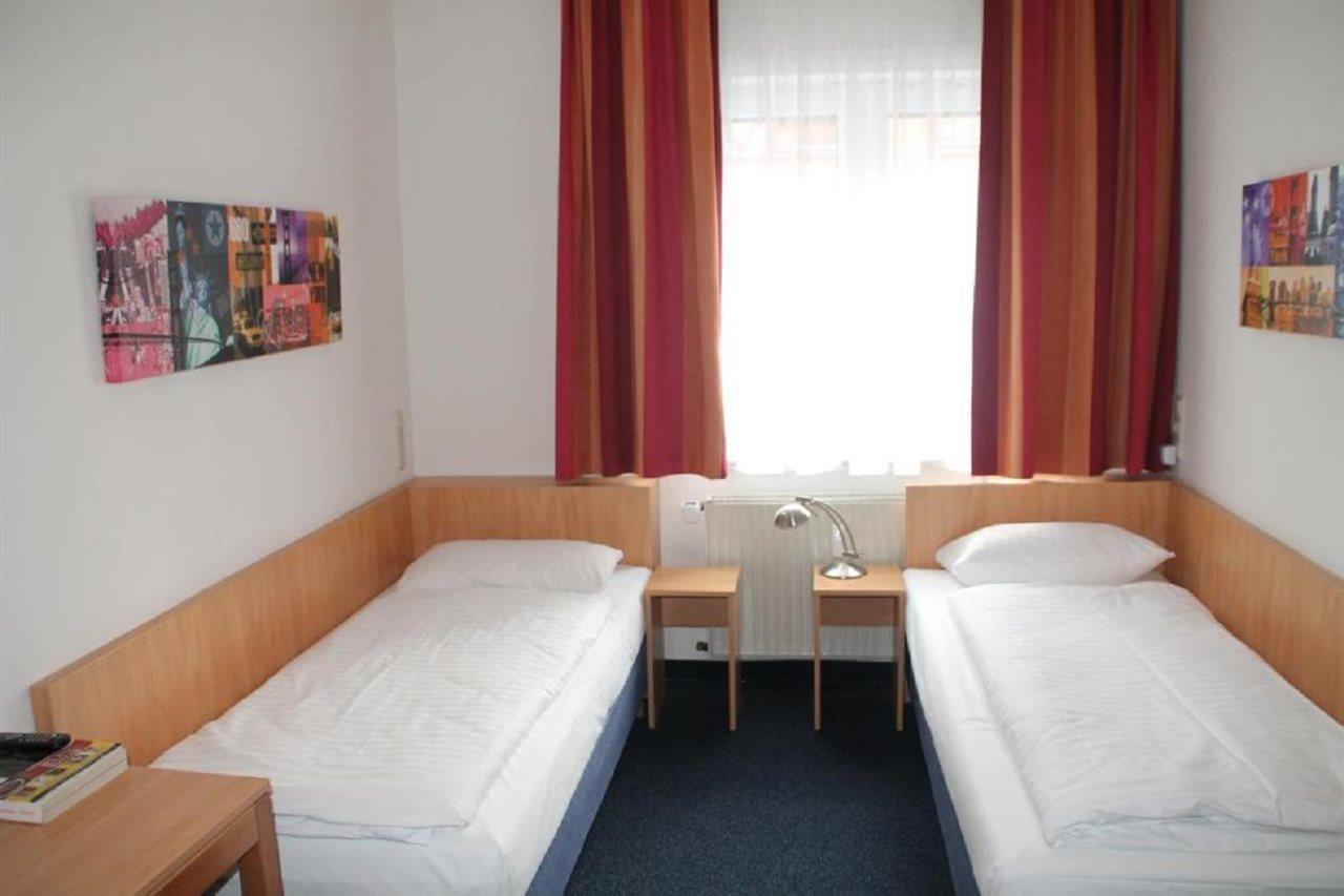 Hotel Roemerhof Hanau By Trip Inn Екстер'єр фото